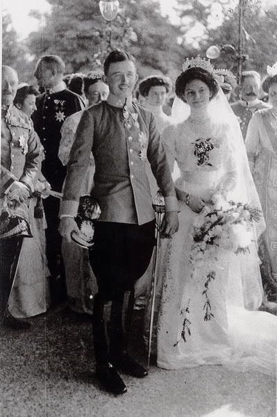 BackwardsFeet's tweet photo. Happy feast of Blessed Karl of Austria, who said to his wife Zita on their wedding day of October 21, 1911: "Now we must get each other to heaven." https://t.co/8tJ2CBnrYc