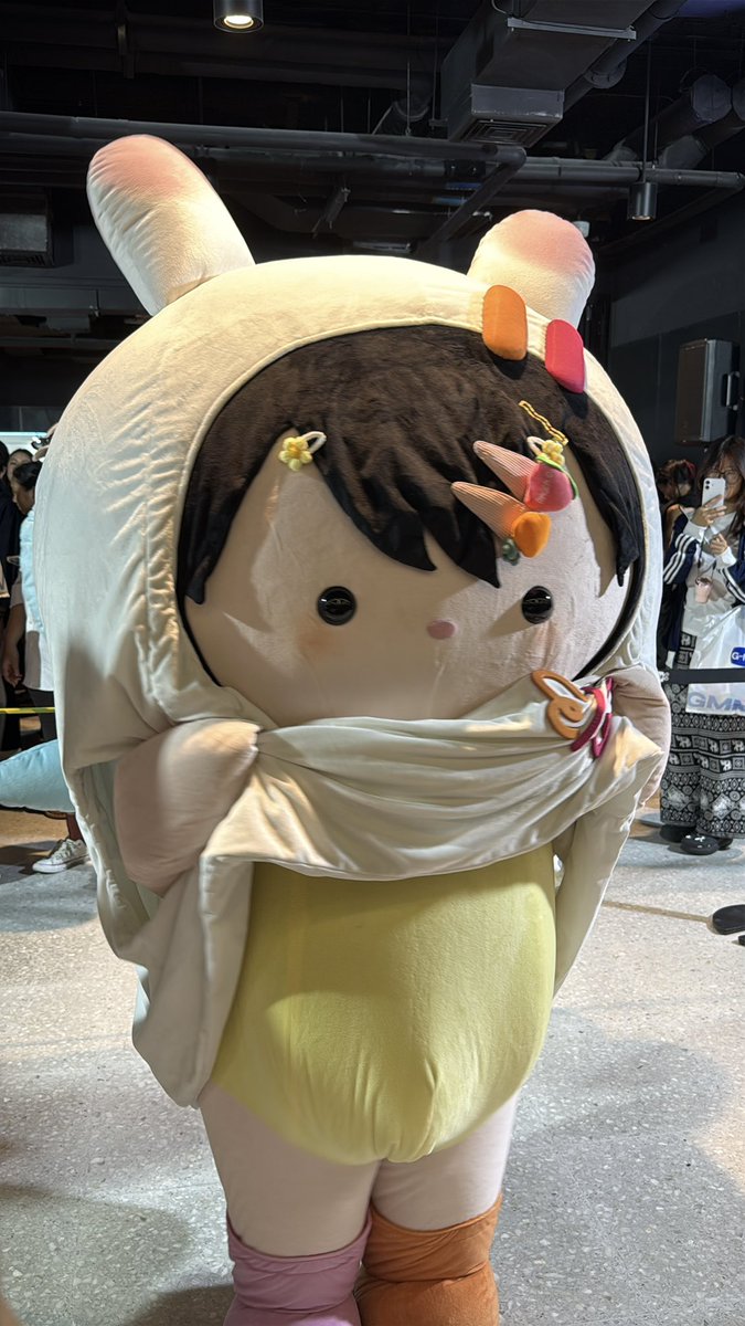 Evarin_boo's tweet photo. ยายรักเอนี่ https://t.co/nUcYuGWTI9