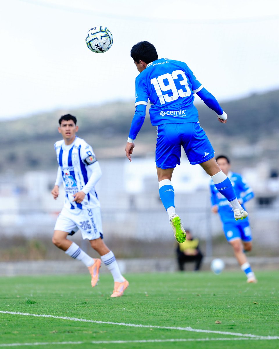 AzulBasicas's tweet photo. A 15’ del final y seguimos buscando el empate.
#PAC 2-1 #CAZ
#Sub21 https://t.co/j1j7Rcb61m