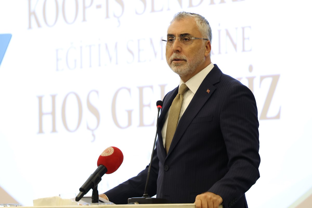 isikhanvedat's tweet photo. Koop-İş Sendikası tarafından düzenlenen Baştemsilci ve Temsilci Eğitim Semineri’nde kamu işçilerimizle bir araya geldik.

125 bini aşkın üyesiyle Türkiye'nin en büyük beş işçi sendikasından biri olan Koop-İş ailesine çalışmalarında başarılar diliyor, başta Genel Başkan Sayın @alemdareyup olmak üzere seminerin düzenlenmesinde emeği geçenlere teşekkür ediyorum.

@KOOPISSENDIKASI