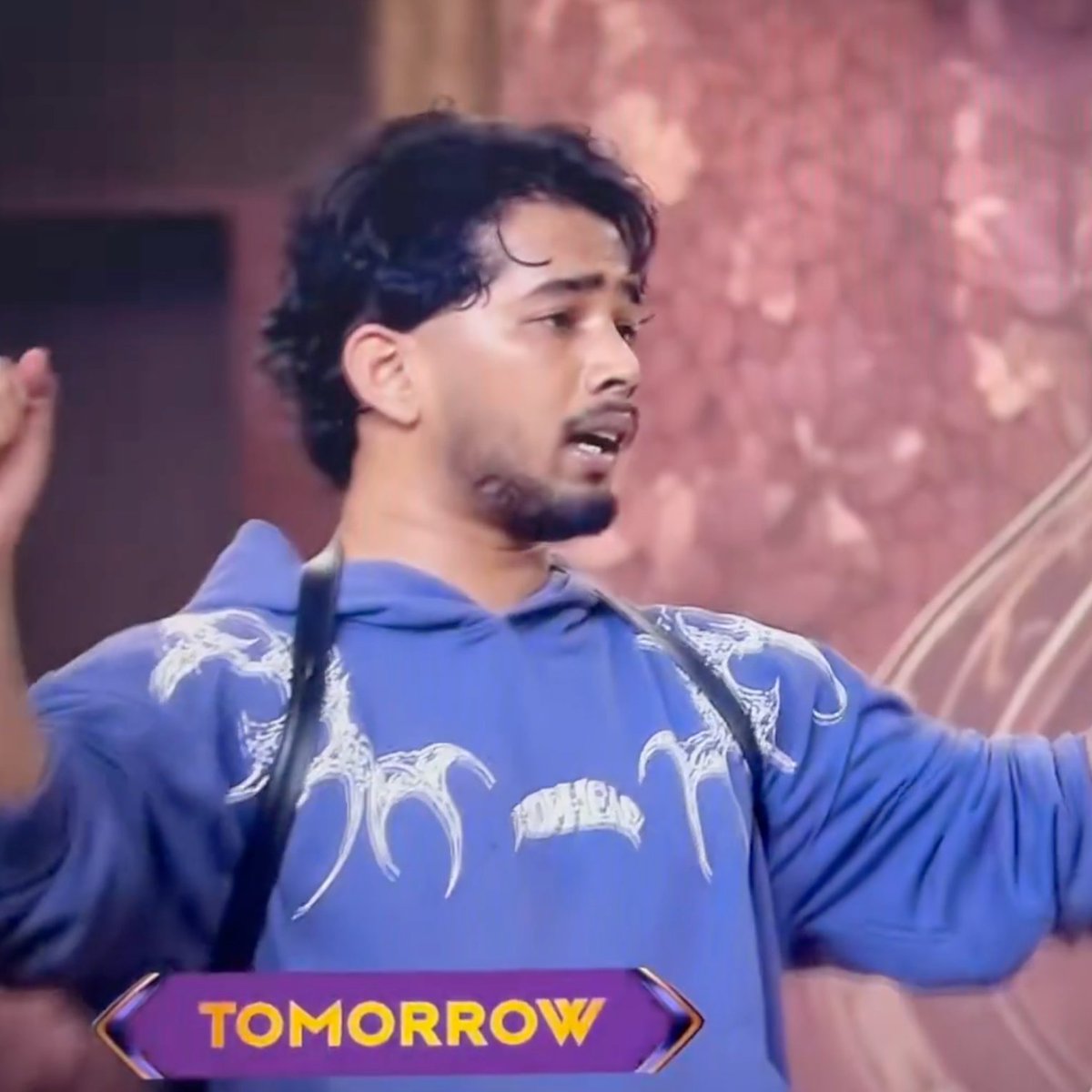 BollySpy's tweet photo. #BiggBoss20 Promo | Task Me Bhide #ScoutOp #YungDSA Aur #QaziTouqeer 

Aap Hai Kiske Sath?
RT --> Qazi
LIKE - Scout Yung https://t.co/LCrf4Wwg4V