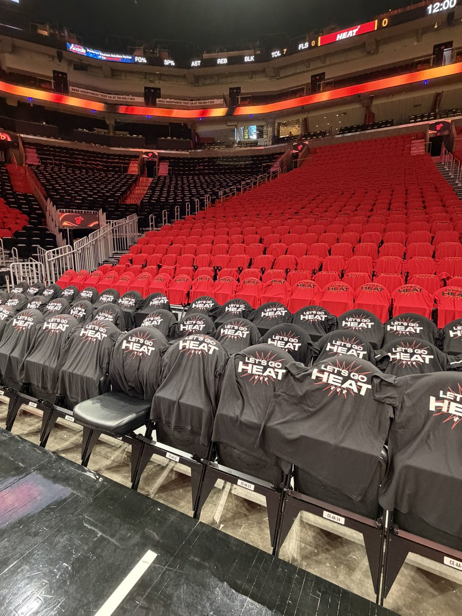 AlexMSolana's tweet photo. Incredible touch for tonight’s opener. Everyone gets a free T-Shirt presented by Ticketmaster 

And the shirts display 305 across the lower bowl 🔥🔥🔥🔥 https://t.co/6jbyMU26EV