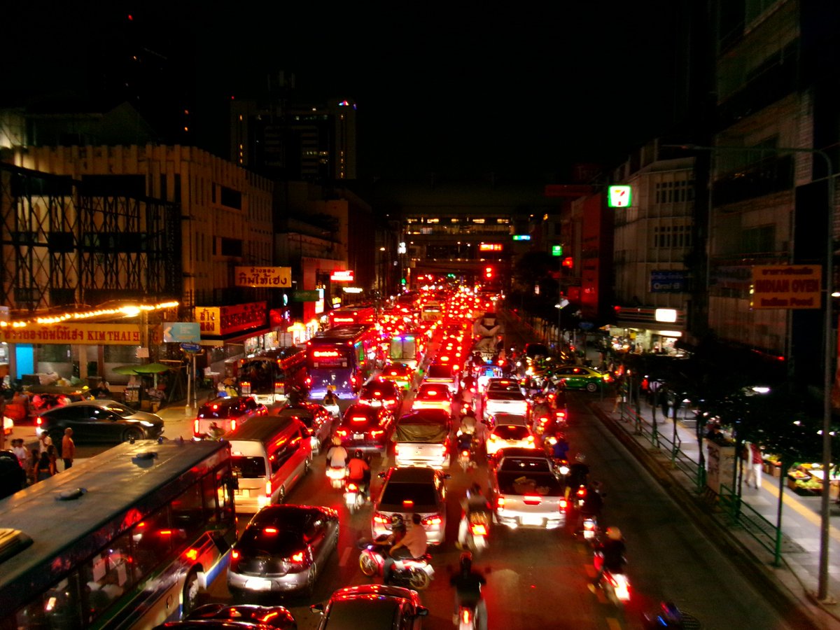 Yulin_YMway's tweet photo. I walked around Bangkok and took a few photos. https://t.co/Na55BtMqhl