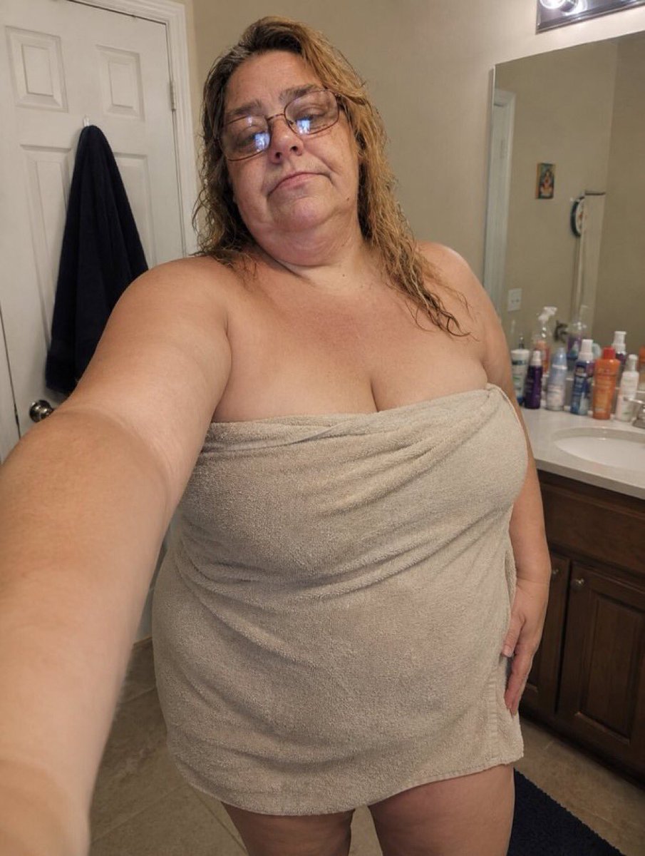 Reanura64's tweet photo. Good morning, how do I look? https://t.co/b3J5XJREzw