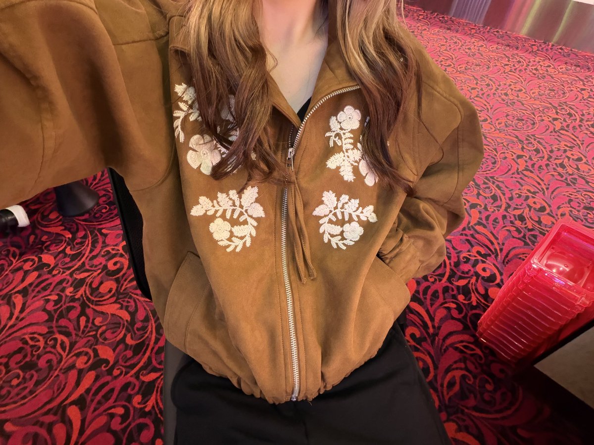 sakunchu4eva_'s tweet photo. うみくんとお揃い髪色❣️
ずっとやりたかったけど残留怖くて中々できなくてやっと目標長さまであとちょっとだから念願叶えてきちゃっ ̫ ᴗ^ https://t.co/s1v1loFfKD