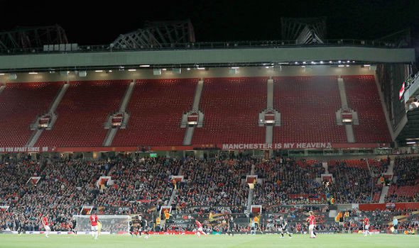 stb01986's tweet photo. SUUUUUURELY not 25,000 empty seats at the theatre of dreams on a European night???? https://t.co/kDBjvUttFp