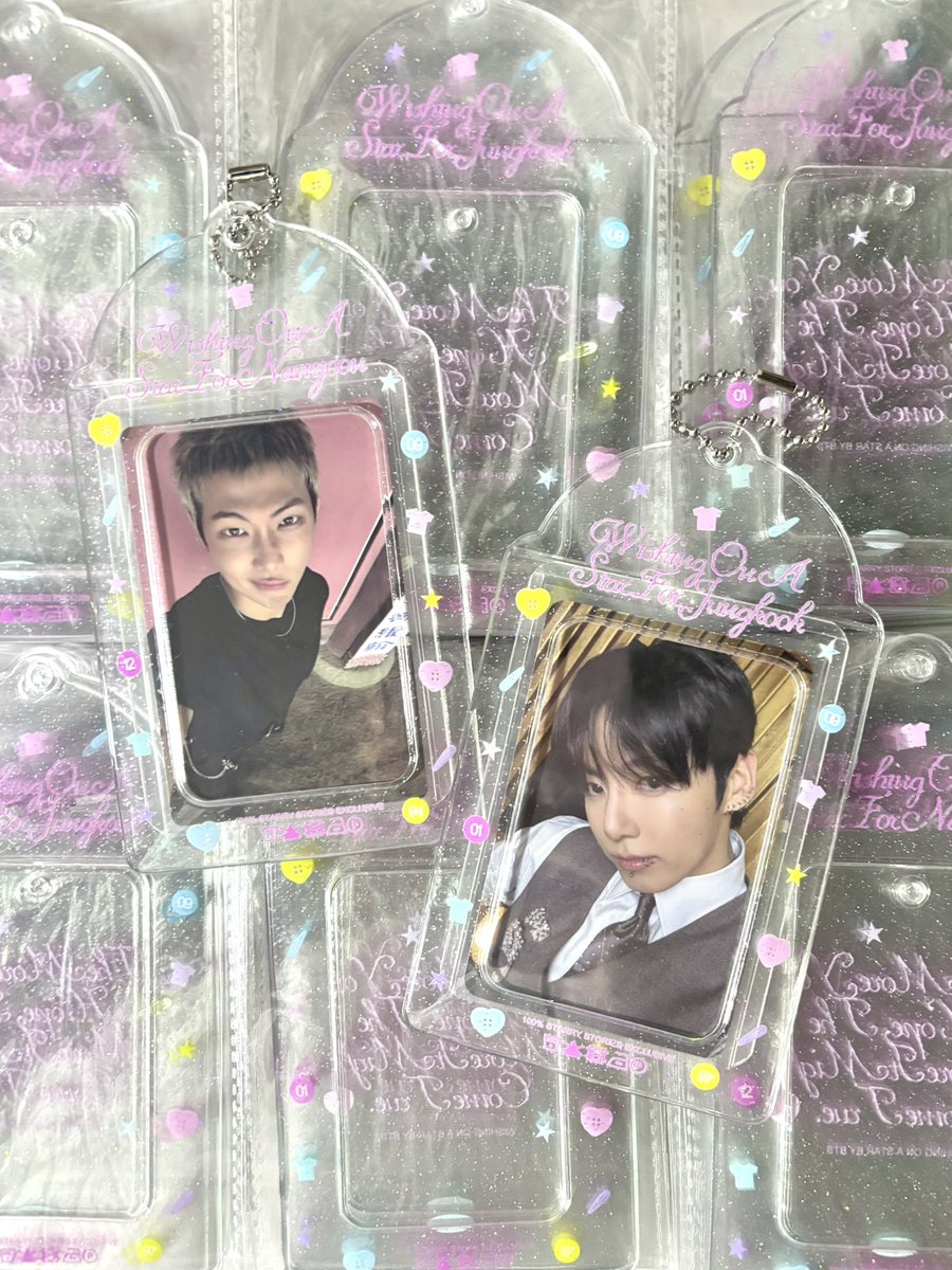 lov97std's tweet photo. #lov97wts ph lfb wts !

namkook ss pvc pocahol

★ ₱220 each only 
★ payo / 1 week dop 
★ with free toploader
★ (2) nj , (6) jk avail 

reply mine + version or dm to claim https://t.co/kgq8ezHdE0