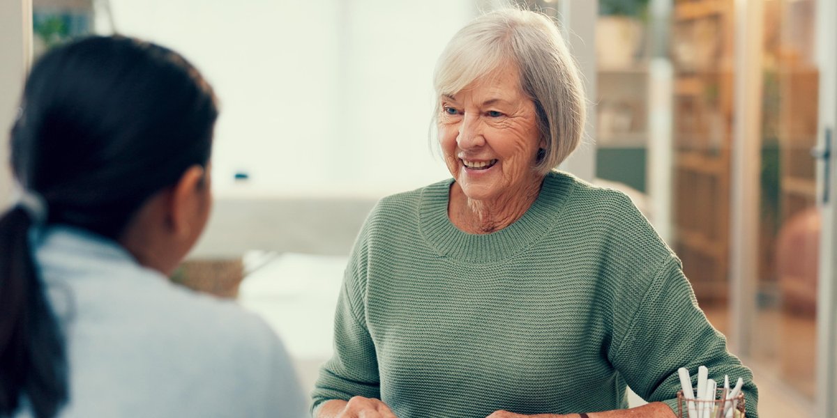 PsyPost's tweet photo. Older adults described both one-time events and recurring routines with more general facts and fewer specific details than younger adults did, yet both age groups struggled similarly when they had to switch between memory types. dlvr.​it/TW0k6m https://t.co/ebiLcYafyM