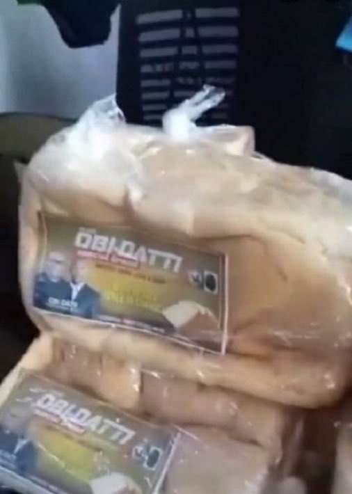 kimAdimula's tweet photo. @amNonsoEkwunife This are also what Obi is coming to give people ..
Very usless and stupid human being https://t.co/RK4EgBCvGz