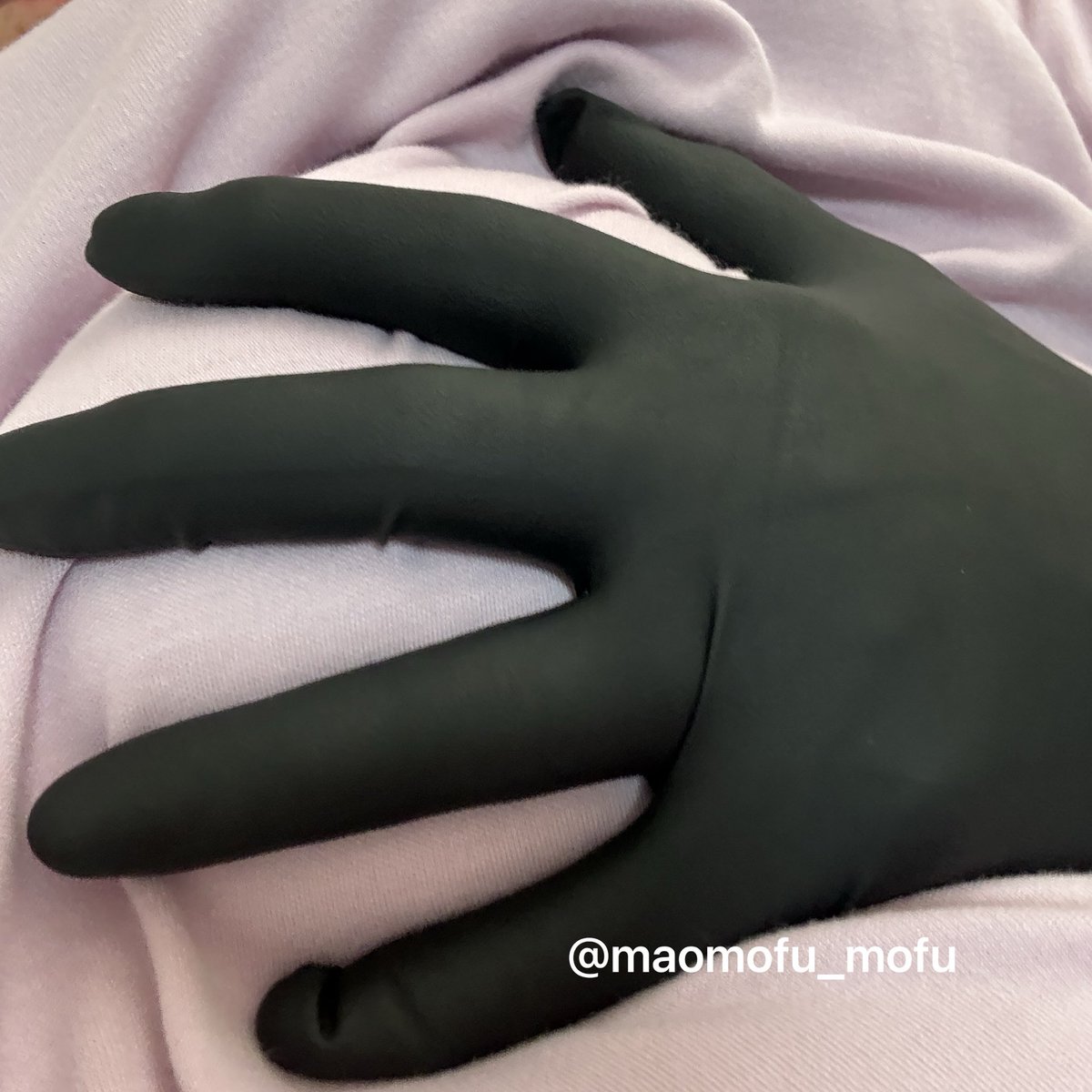maomofu_mofu's tweet photo. 手袋お届けします♡その⑩
よく見ると
何かが見つかるよ///
#ゴム手袋 #glove #グローブ #使用済み https://t.co/pDAaxScfdh