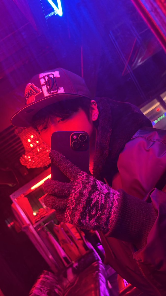 swagjungki's tweet photo. 트친 그거 어떻게 만드는건대 내 친구좀 해줘
#일상계_𝕏친소 #정병계_𝕏친소 
#정병계_𝕏친소 #일상계_𝕏친소 https://t.co/8XOrXv9nYb