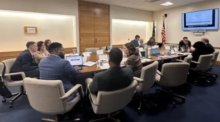 MichiganLEAP's tweet photo. MiLEAP’s Advisory Council on Transfer Success brings Michigan colleges and agencies together to strengthen transfer pathways and improve student mobility. Proud to highlight this work during #TransferSuccessWeek! https://t.co/NP5VR7W6qw