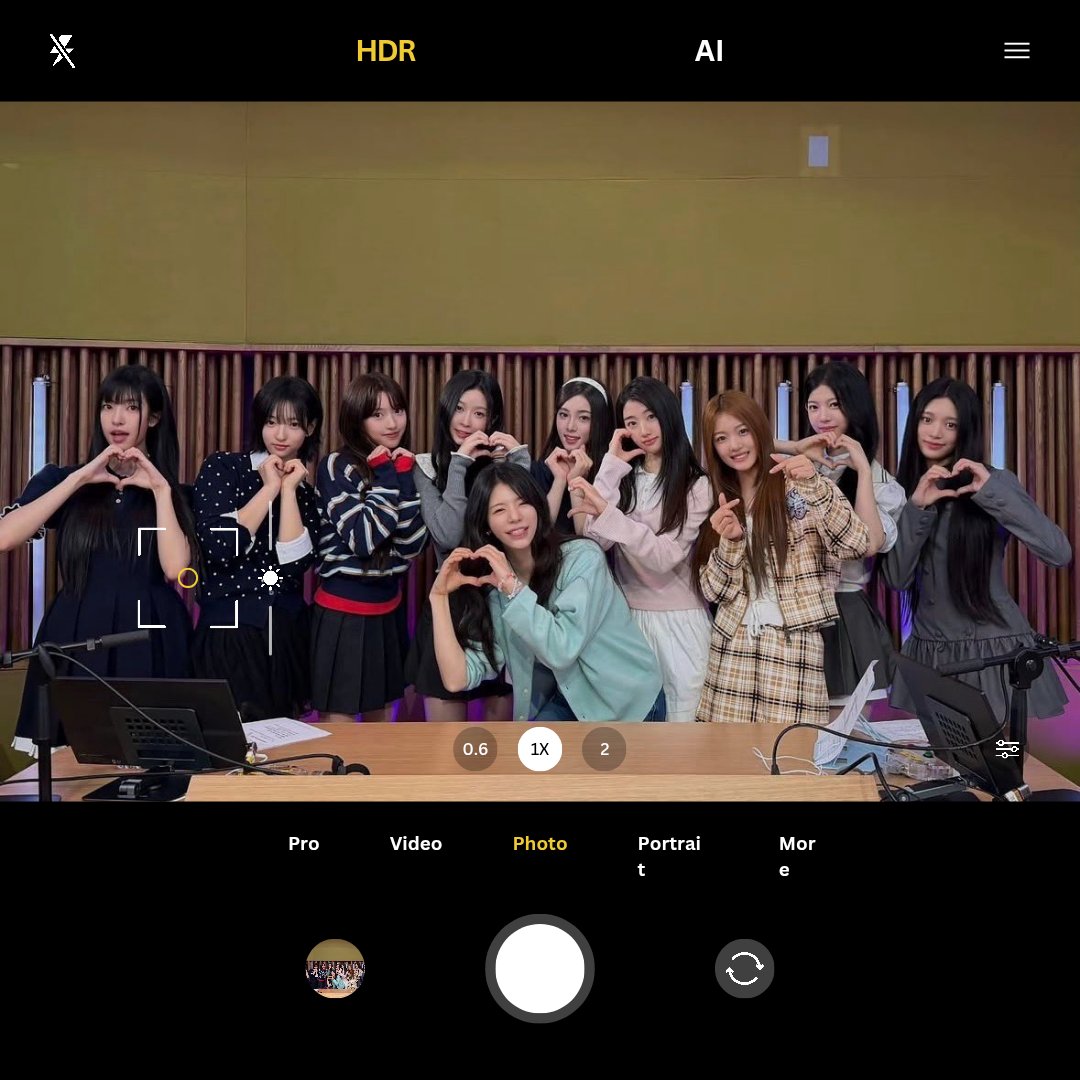 leavora's tweet photo. thank you mbc radio and our special dj ✶ 써니 선생님 ✶ for welcoming us into this new chapter of our debut journey! i hope our voices bring a little brightness to your day, just like the neon lights that have been guiding us through this beginning. https://t.co/QUJxIOoQv2