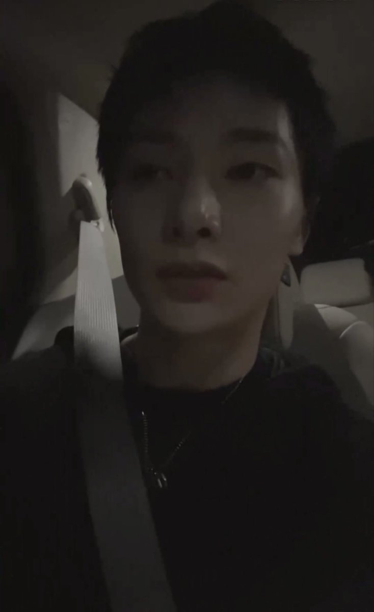 Sol220427213229's tweet photo. 아니 오늘 왤케 동그리 아기빵이지 https://t.co/Rn8HOWzZoO