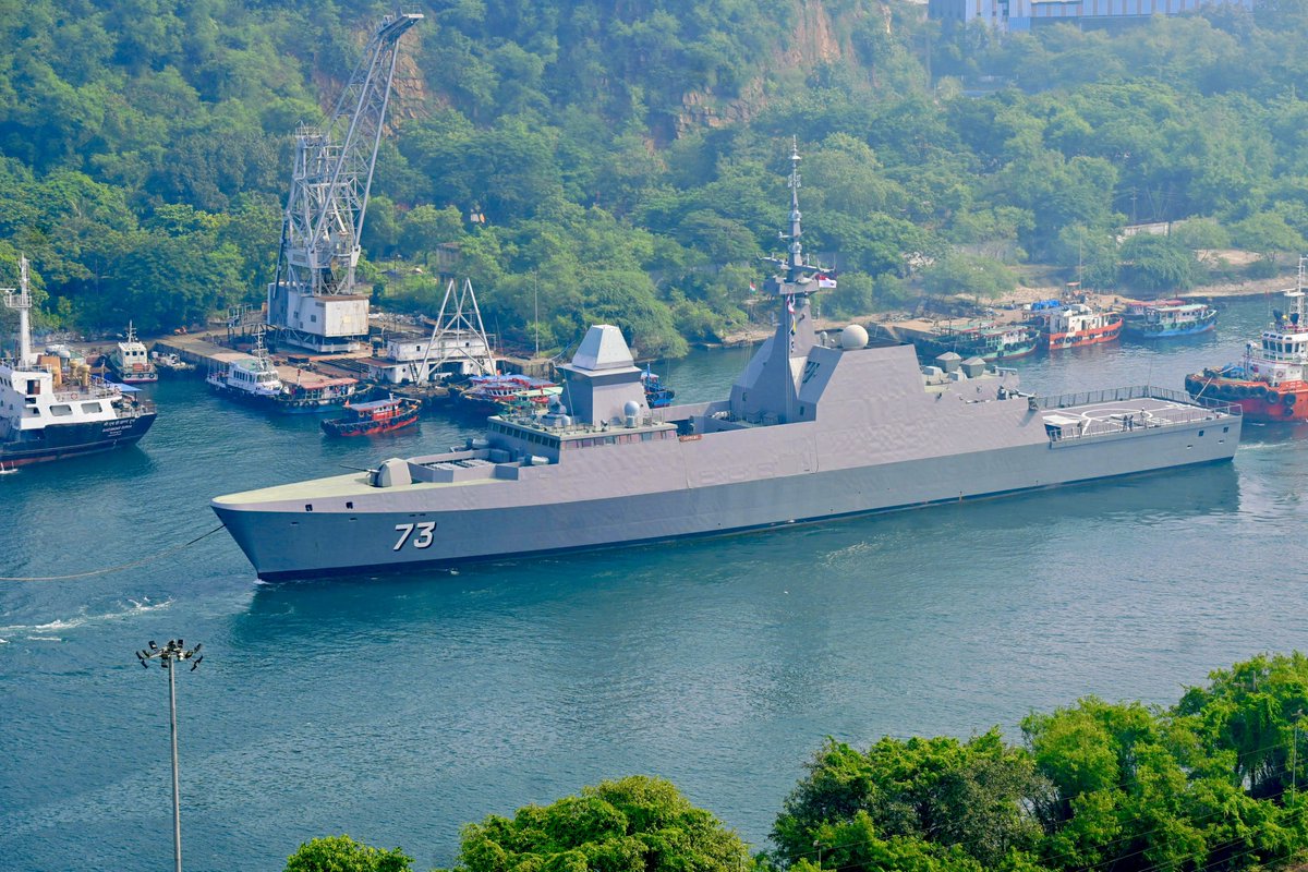 NayanimaBasu's tweet photo. #JustIn The 33rd edition of the Singapore–India Maritime Bilateral Exercise #SIMBEX2026 is being conducted from 21 to 26 October 2026 at Visakhapatnam.
Republic of Singapore Navy (RSN) Ship RSS Supreme arrived at Visakhapatnam on 21 Oct to participate in the exercise. https://t.co/ZSEYeODJ5h