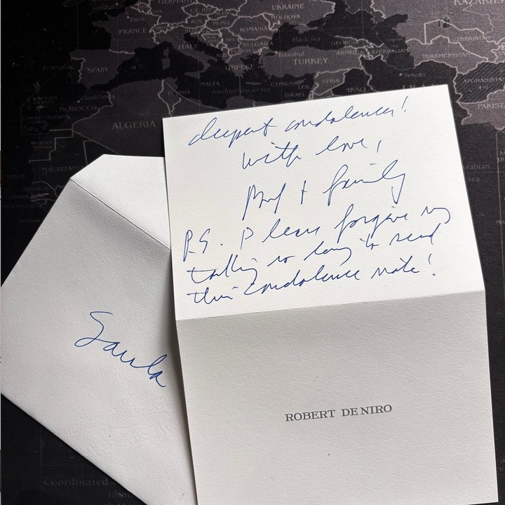 somoscorta's tweet photo. "Por favor, perdona que me haya tomado tanto tiempo en enviar esta nota de condolencia"

Saula Benavente, viuda de Luis Brandoni, publicó la carta que le envió Robert De Niro por el fallecimiento del actor argentino.