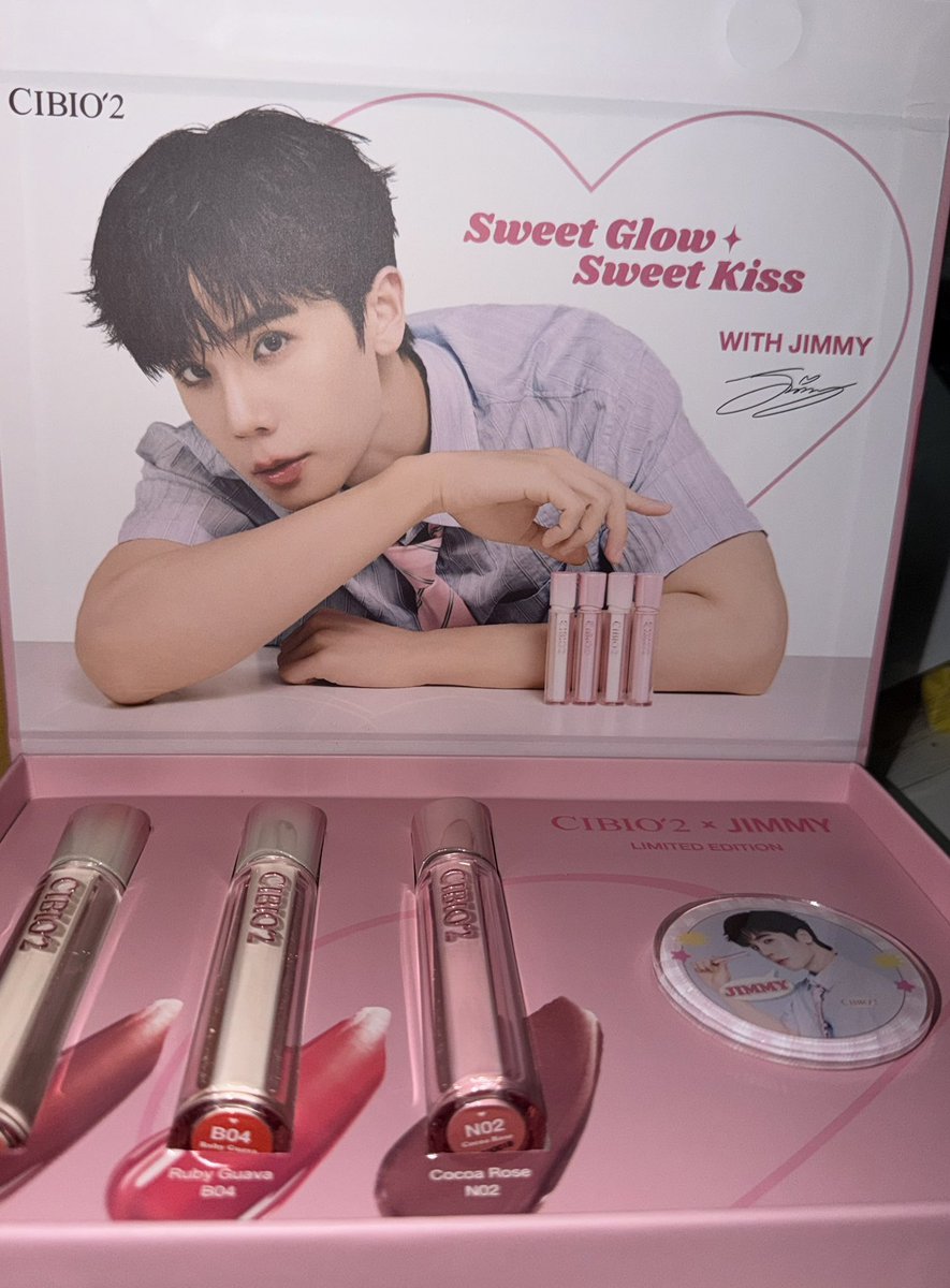 Changbinoppa1's tweet photo. จึ้งมากกก พี่จิมน่ารักสุดดดๆๆ✨🥺

#SweetGlowSweetKissWithJimmy  #CIBIO2xJIMMY #CIBIO2 https://t.co/GpN5bqkTbS