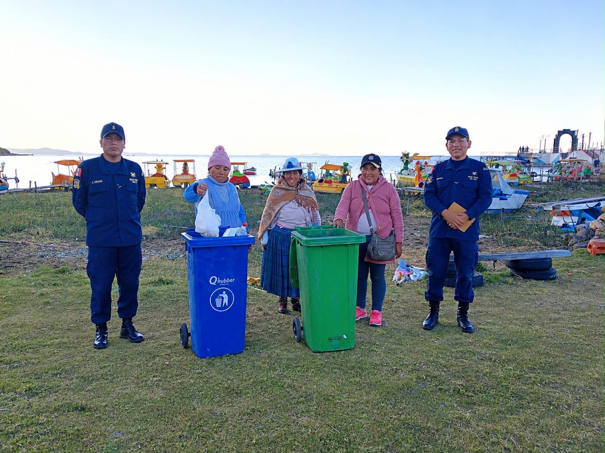 MGP_DICAPI's tweet photo. La Capitanía de Puerto de Puno llevó a cabo jornadas de limpieza en los puestos de capitanía de Desaguadero,
Juli y Anapia, con la participación del personal naval, asociaciones y pobladores de la zona.
https://t.co/cIwStI9OfS https://t.co/nqWZlUnmzl