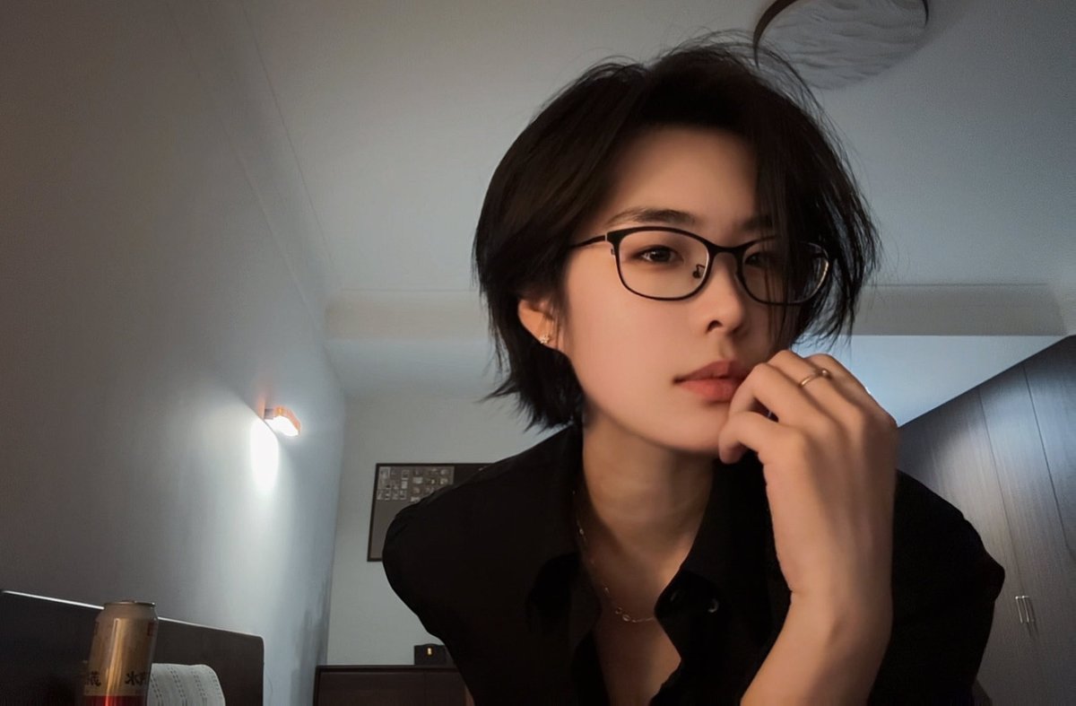 J01040512549's tweet photo. 已被工作调成m
#les #wlw  #女同 https://t.co/xgT1QB5VPw
