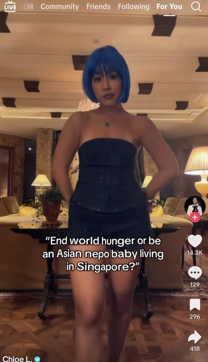 fujikaize's tweet photo. this generational wealth, namanya Chloe Lim, keturunan dari konglomerat Sampoerna Group yg anak perusahaannya terafiliasi dalam pembakaran hutan &amp; lahan di Sumatera &amp; Kalimantan 🤧 https://t.co/0WDtbrJN2T