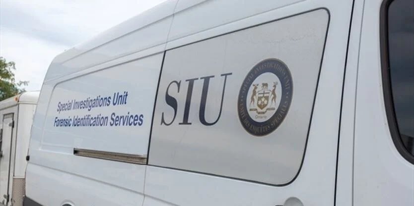 GPmedia_24's tweet photo. SIU INVESTIGATION: @SIUOntario invokes mandate into motorcycle collision on WB #Hwy403 in #BurlON  Tues. night, that left 27 y/o male rider with serious injuries. See more… https://t.co/il0fBJNe6V