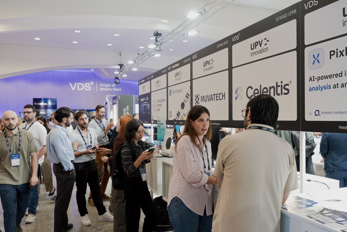IDEASUPV's tweet photo. Así estamos viviendo el primer día del @VDS_event 2026. 

Un punto de encuentro para mostrar el talento, la innovación y las iniciativas surgidas de la comunidad universitaria de la @UPV en este #VDS2026

📍 @UpvInnovacion : Stand 47

Y tú, ¿estás aquí? https://t.co/elTKpj7FHr