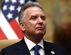 Markfry809's tweet photo. U.S Special Envoy Steve Witkoff called Vladimir Putin a humanitarian directly to his face. 

Vladimir Putin….a man who’s butchered thousands of Ukrainians, many of them women and children. 

What a fucking disgrace this administration is. https://t.co/uXF0iZeJGl