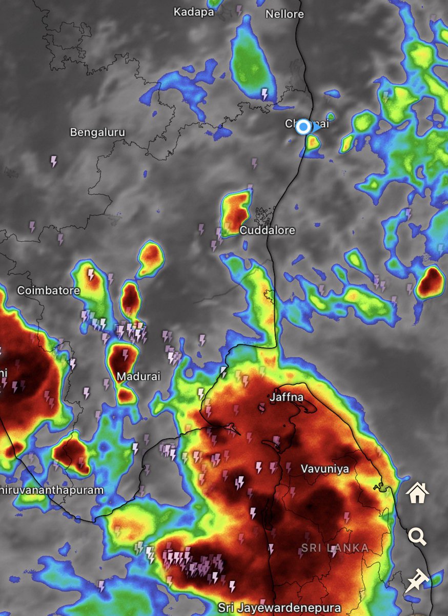 RainStorm_TN's tweet photo. Rain and thunderstorm activity has started picking up across interior Tamil Nadu and the southern coastal belt.

North Coastal Tamil Nadu, including Chennai and its suburbs, is expected to witness increasing rain/thunderstorm activity over the next few hours. We could also see fresh thunderstorm / rain cloud development along and near the North Tamil Nadu coast, potentially will bring moderate to heavy rainfall.

Heavy spells are possible across Chennai and adjoining coastal districts, with rainfall activity likely to continue into late tonight.