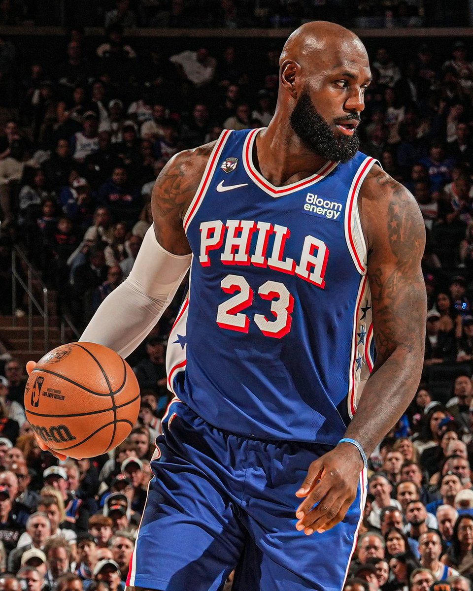 DKNetwork's tweet photo. The oldest players with 7+ assists in a game:

LeBron James
LeBron James
LeBron James
LeBron James
LeBron James
LeBron James
LeBron James
LeBron James
LeBron James
LeBron James
LeBron James
LeBron James
LeBron James
LeBron James
LeBron James
LeBron James
LeBron James
LeBron James
LeBron James
LeBron James
LeBron James