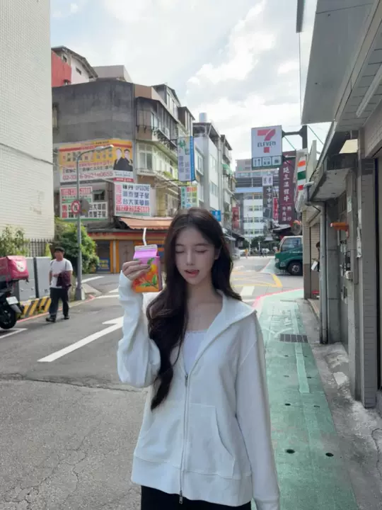 sksk88866's tweet photo. 你喜歡我嘛
#台灣女大 https://t.co/8cvJFcm5Hn