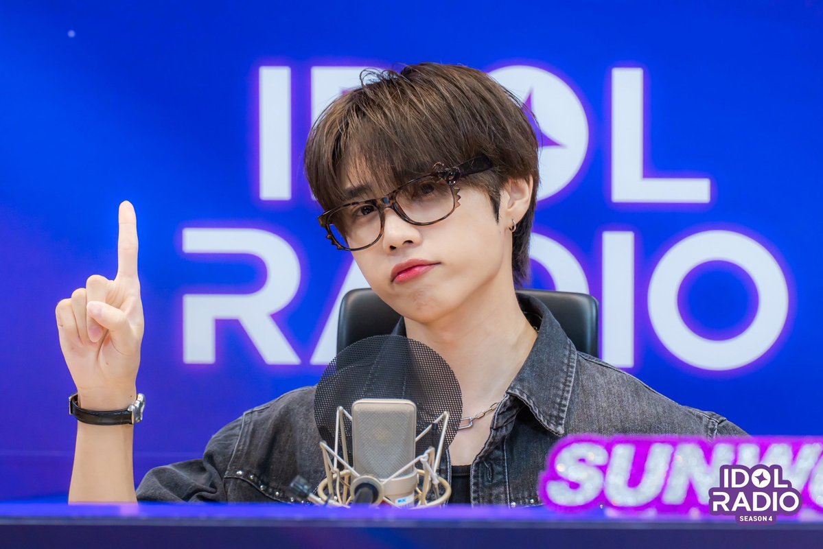 timetoksw's tweet photo. 251022 아돌라

#더보이즈 #선우 #THEBOYZ #SUNWOO https://t.co/fZ0BytWRhE
