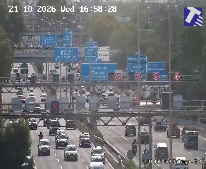 transit's tweet photo. ❌Un carril tallat a la C-31 a l'Hospitalet de Llobregat en sentit Tarragona a causa d'un #accident

🔴 Aturades puntuals https://t.co/81zyS7tIMU