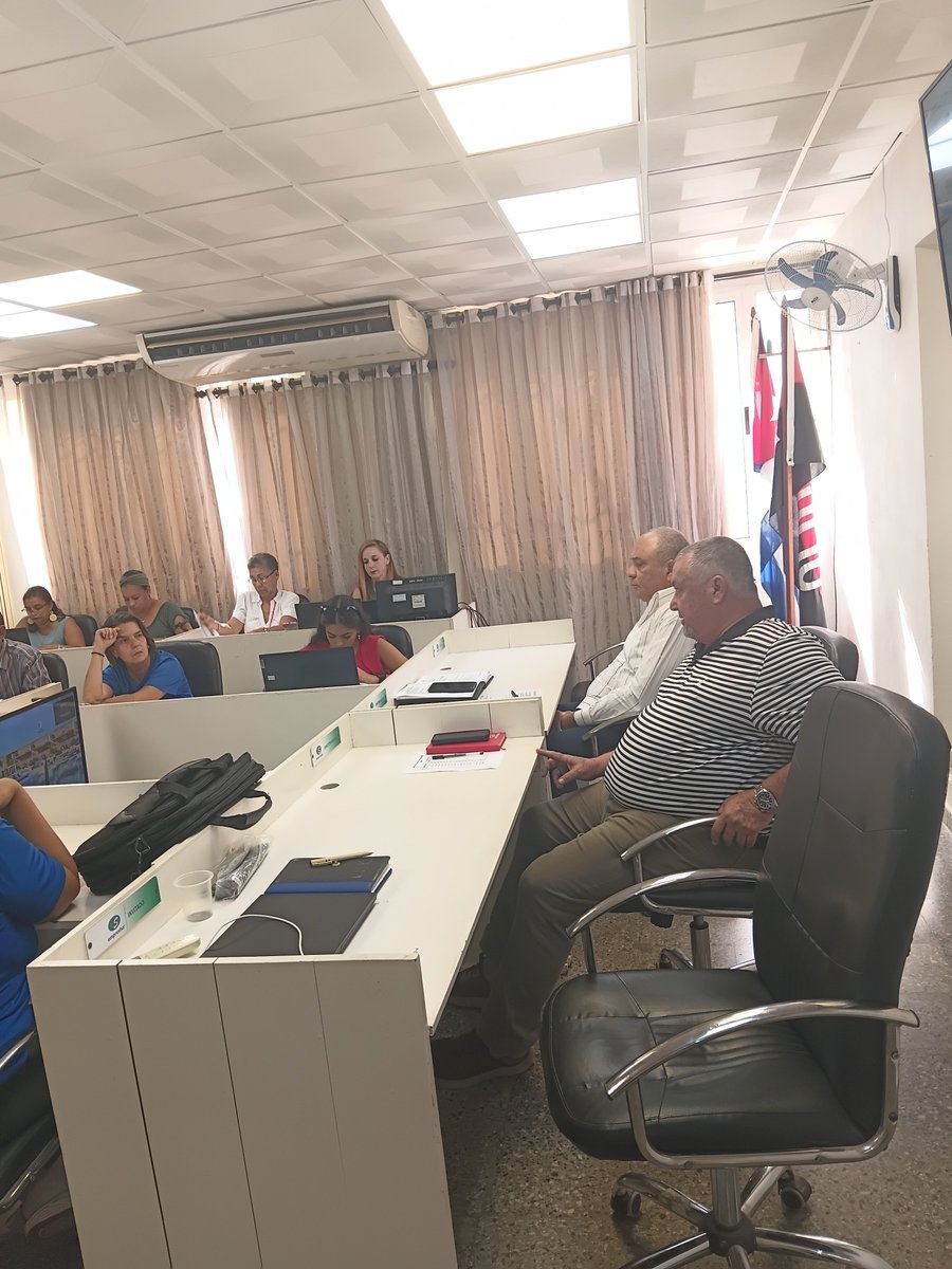 YoankisCorrales's tweet photo. Efectuado Comité de Calidad de #Emprestur con la presencia de todos los directores de sucursales.

Evaluamos el tratamiento a las no conformidades, el cumplimiento de mantenimientos y una capacitación sobre comunicación institucional.

@MinturCuba @ServiturCuba @JuannCarlosGG https://t.co/SKgPLJMiyt