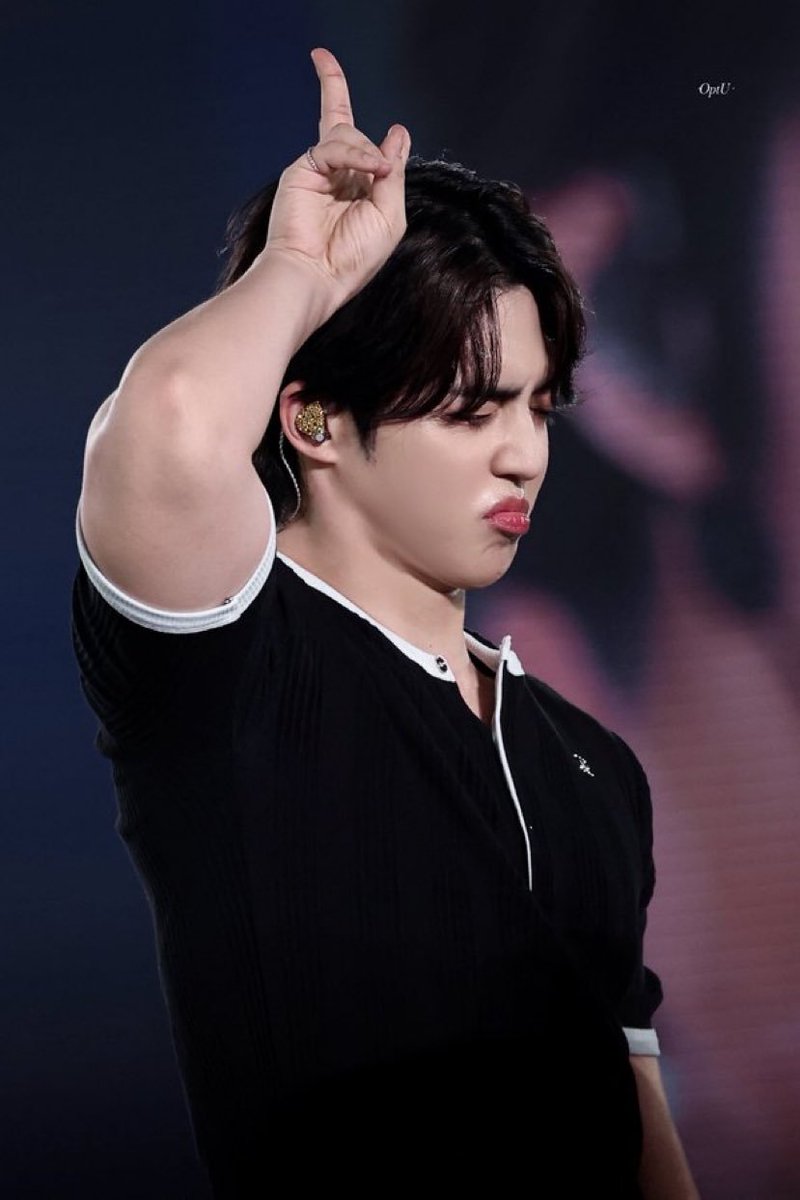 choichwesvt's tweet photo. 에스쿱스 입술 한바가지 https://t.co/TJwbzo3lNm
