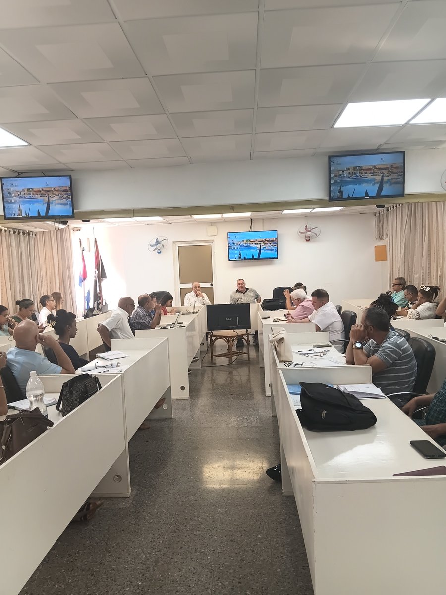 YoankisCorrales's tweet photo. Efectuado Comité de Calidad de #Emprestur con la presencia de todos los directores de sucursales.

Evaluamos el tratamiento a las no conformidades, el cumplimiento de mantenimientos y una capacitación sobre comunicación institucional.

@MinturCuba @ServiturCuba @JuannCarlosGG https://t.co/SKgPLJMiyt