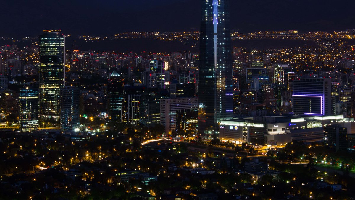 vichwbdbhwsnd's tweet photo. The city lights inspired me to try some new photography projects. Can't wait! https://t.co/ILFmvS8bzX