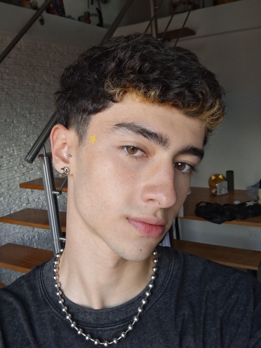 xjacobk's tweet photo. Lampiñito otra vez 😛 https://t.co/TLwPyOqtaG