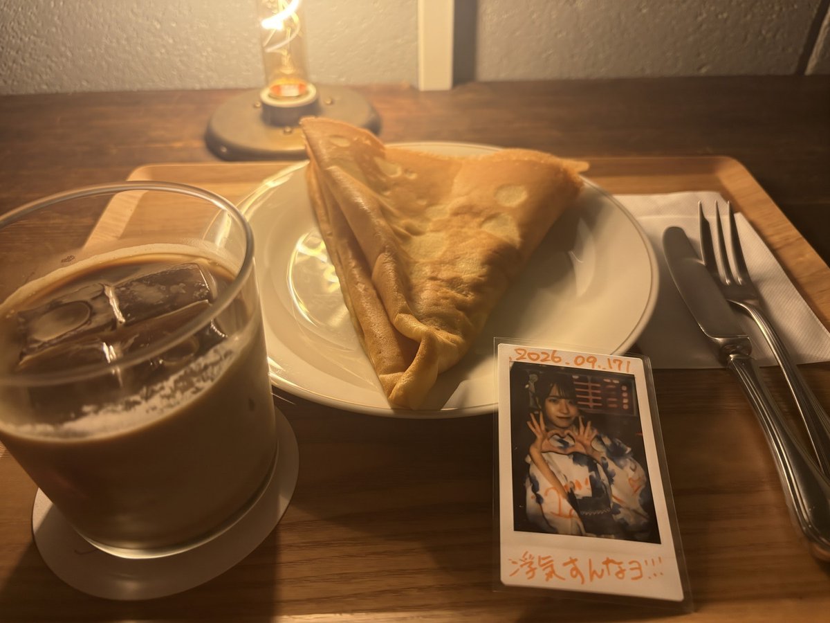 smile100k's tweet photo. 庶民が貴族のおやつみたいなクレープ食べにきたよー🍽️
#ゆづきっず https://t.co/4u7UTzo88S