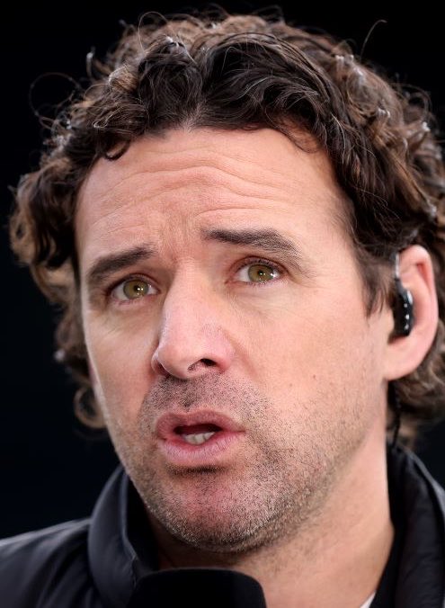 UTD_Seth001's tweet photo. 🚨Owen Hargreaves on Manchester United’s starting XI against Como in the Champions League:

🗣️ Owen Hargreaves: “I’m sorry, but I have serious questions about this lineup. Michael Carrick has made some questionable decisions, and Cesc Fàbregas will be looking at this team thinking Como have a real chance.

Mason Mount starting ahead of Baleba? That’s a massive gamble. You’re playing away in the Champions League against a side that wants to control possession, yet you’re trusting a midfield pairing of Mount and Andrey Santos. 

Where is the physical dominance? Where is the protection when United lose the ball? Nico Paz and Lucas da Cunha could have a field day if they find space between the lines.

“Then there’s Bruno Fernandes on the right wing with Amad Diallo on the bench. Bruno is United’s best creative midfielder, so why move him away from the area where he can dictate the game? 

You risk losing his influence centrally while leaving one of your most direct attackers waiting for an opportunity.

“De Ligt returning is a positive, but with Luke Shaw injured, Mazraoui has to start. United must be careful with their defensive balance. 

Como will have their home crowd behind them, and if Fàbregas gets his team playing confidently, the pressure could build quickly.

“With Sesko injured, United also lose an important attacking option. Cunha and Mbeumo can hurt Como on the counter, but if Bruno is pushed wide and the midfield cannot win second balls, who consistently connects the defence to the attack?

“Fàbregas will want Nico Paz receiving between the lines, Da Cunha helping Como progress the ball, and runners attacking the spaces United leave behind. If United’s midfield gets bypassed, De Ligt and Maguire could be defending wave after wave of attacks.

“My biggest concern is that Carrick has picked a lineup that could lack midfield control, physicality and balance. United have enough individual quality to win, but quality alone won’t save you when you’re playing away against a team that knows exactly where to hurt you.

“If Como take control early and the home crowd gets behind them, the pressure will be on Carrick. Lose the midfield battle, and this could become a very long night for Manchester United.”
