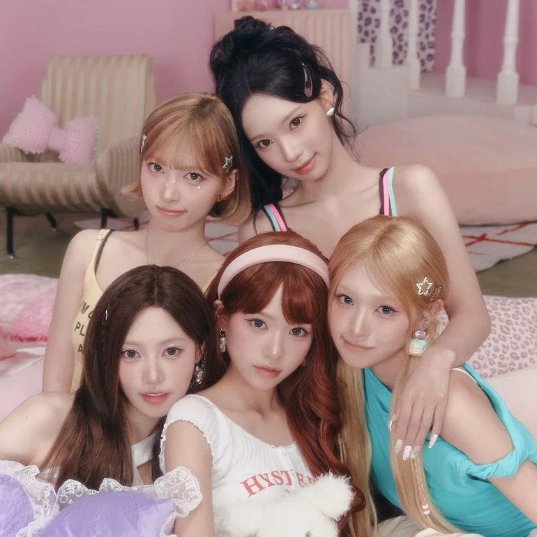 kchartsmaster's tweet photo. Most streamed girlgroups on Spotify South Korea each week in 2026:

Week 1: ILLIT
Week 2: ILLIT
Week 3: ILLIT
Week 4: ILLIT
Week 5: NewJeans
Week 6: NewJeans
Week 7: NewJeans
Week 8: Hearts2Hearts
Week 9: BLACKPINK
Week 10: Hearts2Hearts
Week 11: Hearts2Hearts
Week 12: Hearts2Hearts
Week 13: Hearts2Hearts
Week 14: NewJeans
Week 15: NewJeans
Week 16: NewJeans
Week 17: NewJeans
Week 18: ILLIT
Week 19: ILLIT
Week 20: ILLIT
Week 21: ILLIT
Week 22: aespa
Week 23: aespa
Week 24: aespa
Week 25: aespa
Week 26: aespa
Week 27: ILLIT
Week 28: RESCENE
Week 29: RESCENE
Week 30: RESCENE
Week 31: RESCENE
Week 32: RESCENE
Week 33: RESCENE
Week 34: RESCENE
Week 35: RESCENE
Week 36: RESCENE
Week 37: RESCENE
Week 38: RESCENE
Week 39: RESCENE
Week 40: RESCENE
Week 41: RESCENE