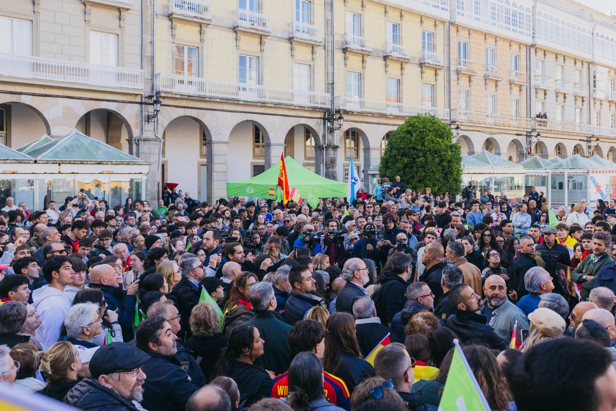 Santi_ABASCAL tweet picture