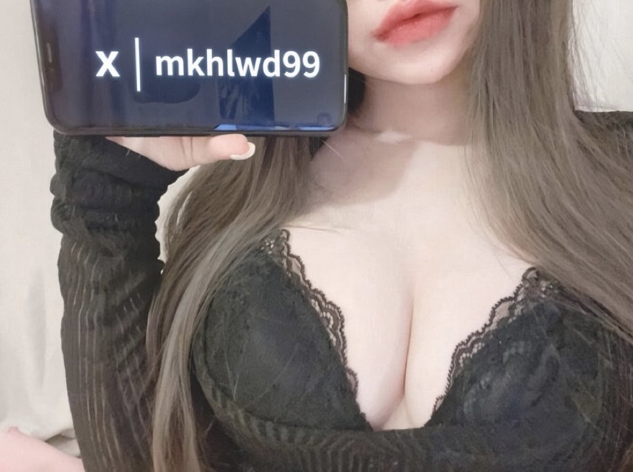 mkhlwd99's tweet photo. هات بوسة بيبي ❤️‍🔥

قناتي تيلي انزل فيها حلويات مجانية لكم 😜

تيليجرام | https://t.co/nYh5AxsAs0 https://t.co/ULqsM1Kjwa