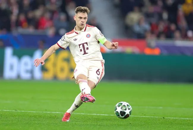 FourFourTwo's tweet photo. 🔴 Joshua Kimmich has been ruled out for Bayern Munich tonight

👇 The German has suffered a personal tragedy and won't feature against Arsenal

https://t.co/0jWMH2BTJm https://t.co/i4XqcacEh7