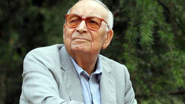 erdal_isik_'s tweet photo. "O iyi insanlar, o güzel atlara binip çekip gittiler. Demirin tuncuna, insanın piçine kaldık."

Yaşar Kemal'in "Demirciler Çarşısı Cinayeti" romanından, 1973

İçinde yaşadığımız durum herhalde daha güzel anlatılamazdı.

Yaşar Kemal'e selam olsun... https://t.co/KaPISp5AAZ