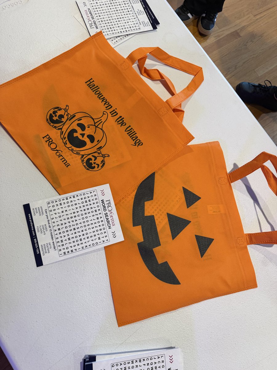 Proforma's tweet photo. Our Tampa Support Center Team is busy stuffing treat bags and getting our booth ready for Davis Islands’ annual Halloween in the Village!

We’re proud to be a title sponsor for the 12th consecutive year and can’t wait to celebrate with our Tampa community. See you Saturday 👻 https://t.co/rJiph4wYHX
