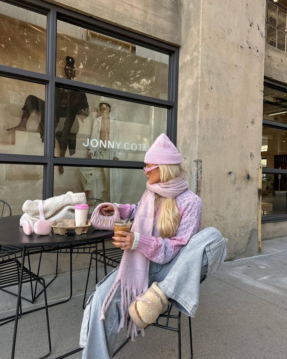 ireallylikecats's tweet photo. Hey there! 🌞 Just wanted to say, there’s magic in kindness, sprinkle it everywhere you go. 💖
GhCjOhK https://t.co/Ryn46Pv7ON