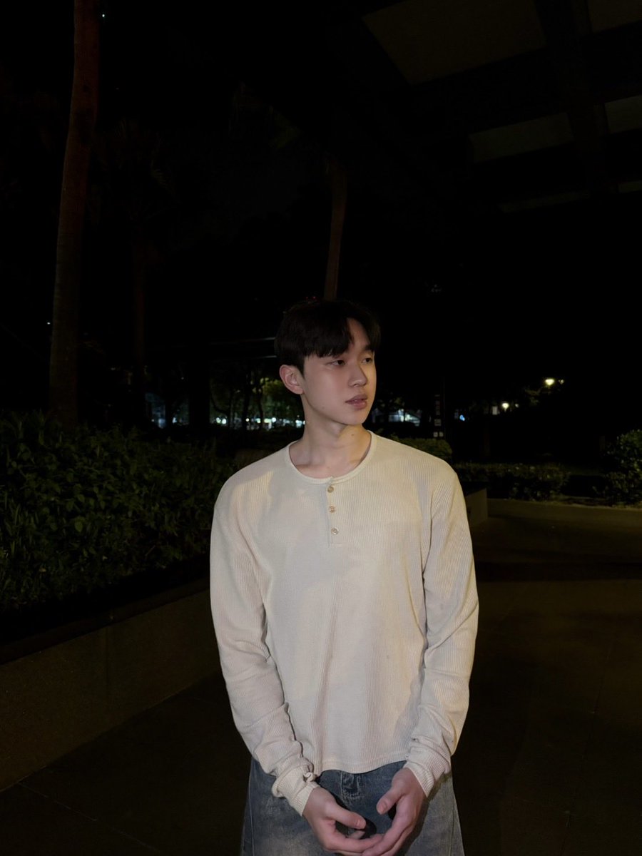 guan716's tweet photo. 潛水太久啦⋯⋯ https://t.co/KazjoL7GMA
