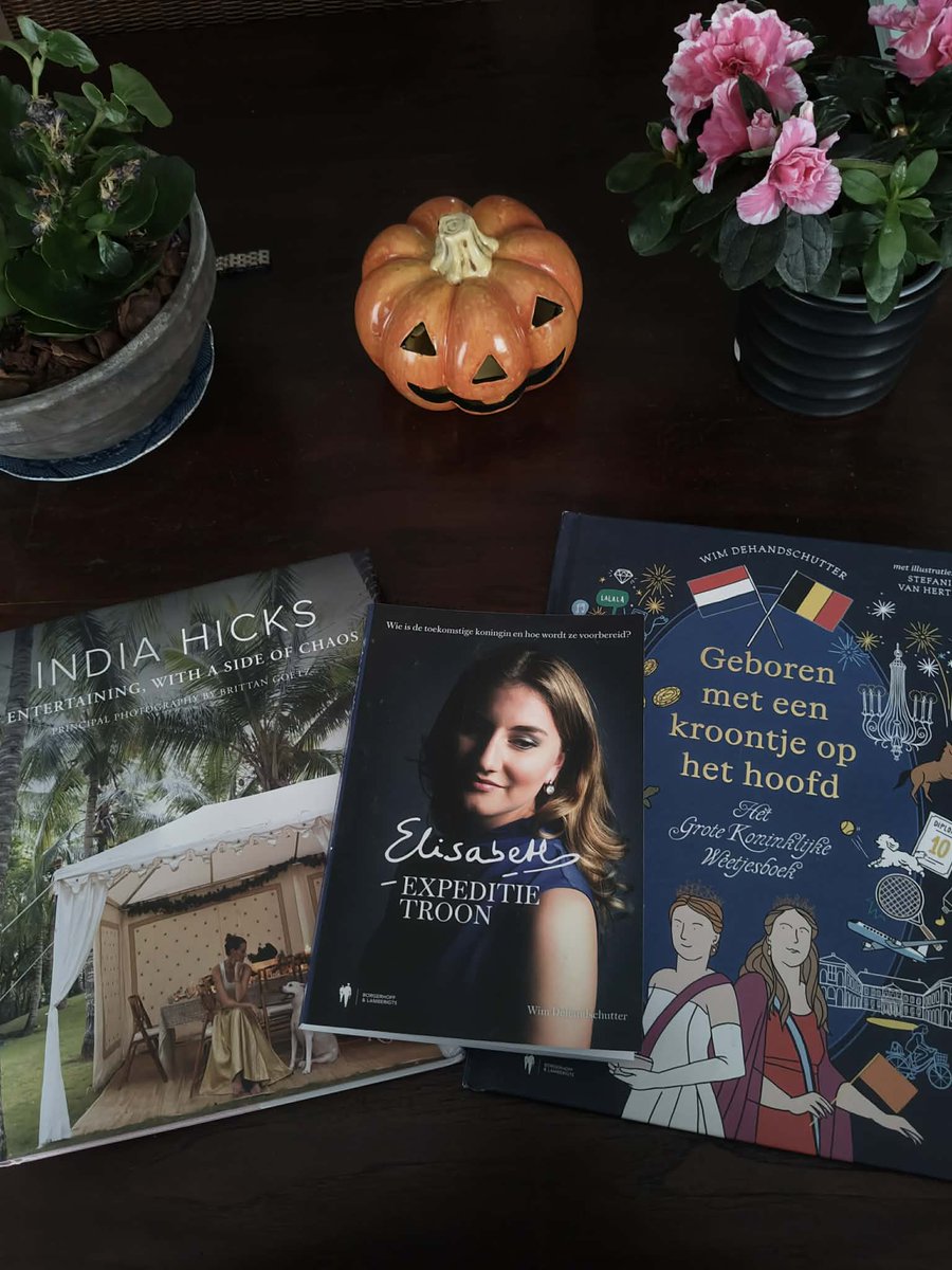 KathelijneVL's tweet photo. Very interesting (royal) books in English and Dutch! 
More royal highlights of October 2026 @ https://t.co/Dkuj23Xo9O
#books #October2026 https://t.co/c0jQPZUF75