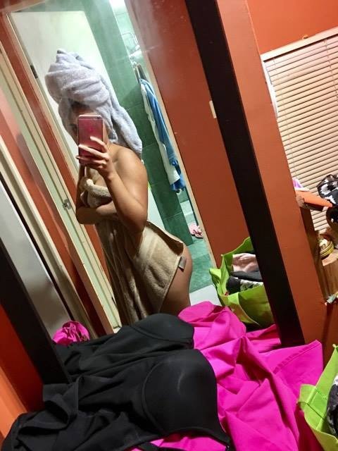 karrina1283's tweet photo. bañada y fresca🙈 https://t.co/VD46jVRqsS