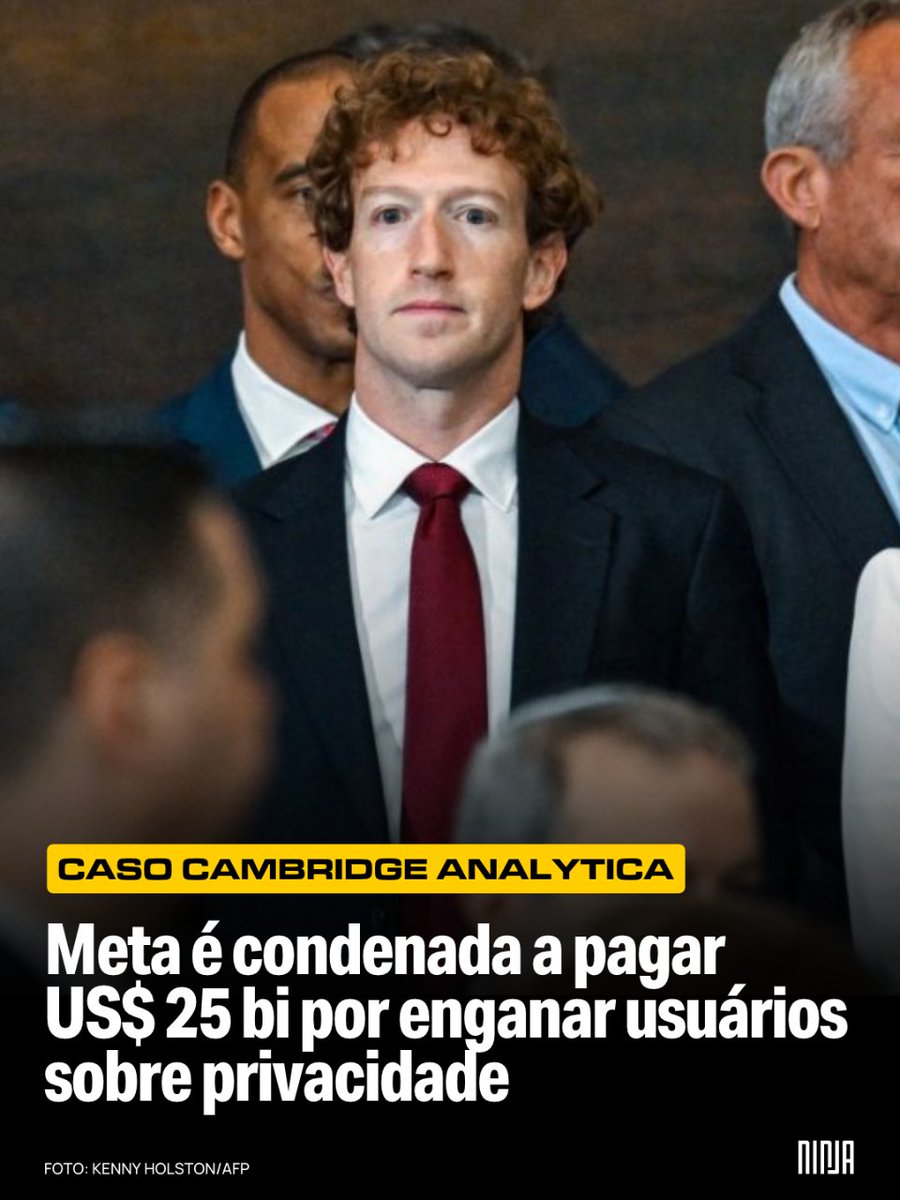 MidiaNINJA's tweet photo. A Meta, controladora do Facebook, Instagram e WhatsApp, foi condenada a pagar US$ 25 bilhões ao estado do Novo México, nos Estados Unidos, por enganar usuários sobre a privacidade de seus dados. 

A decisão foi anunciada nesta quarta-feira (21), após um júri concluir que a empresa cometeu quase 43,9 milhões de violações da legislação estadual de proteção ao consumidor. 

O processo foi motivado pelo escândalo da Cambridge Analytica, revelado em 2018, quando veio a público que dados de até 87 milhões de usuários do Facebook haviam sido obtidos sem consentimento adequado e utilizados para traçar perfis políticos. A Meta pretende recorrer da decisão.